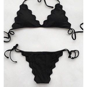Black scalloped bikini set NWT